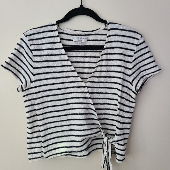 Madewell Texture and‎ Thread Wrap Shirt - Picture 5 of 5